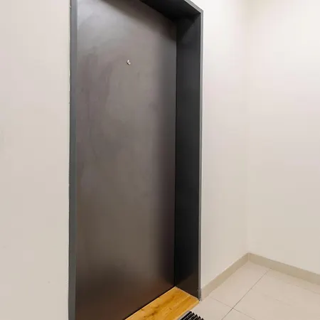 شقة In
